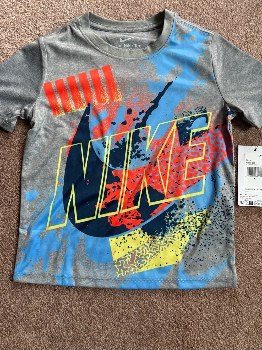 Nike Kids Boys lot set bundle of 4 graphic tshirts size 4 athletic sports NWT